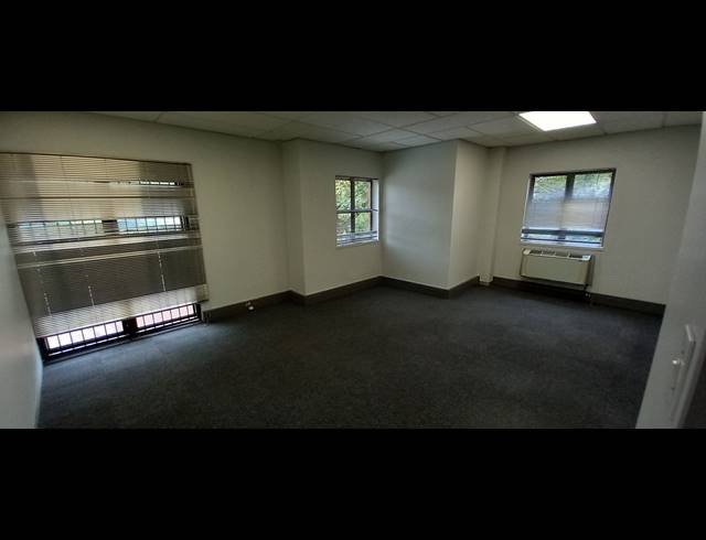843M² OFFICE TO LET IN WOODMEAD